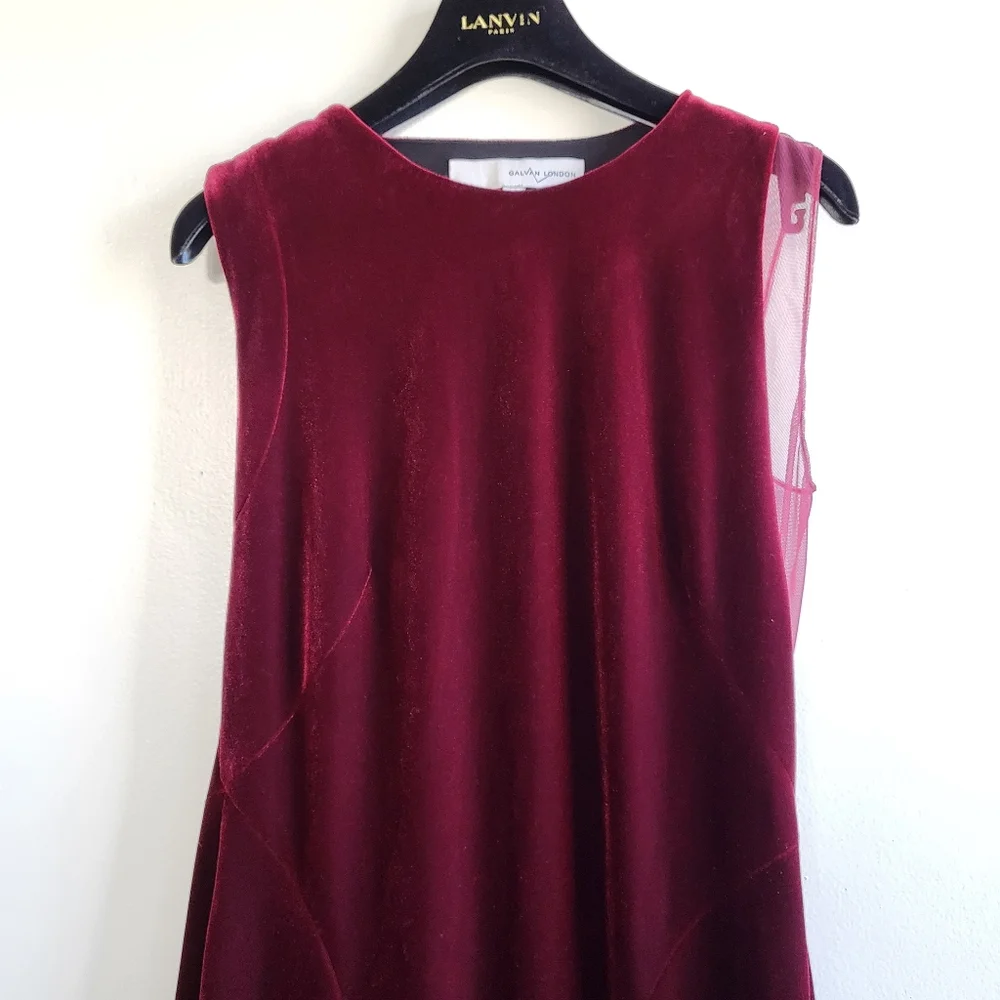 Galvan London Crescent Sheer Panel Thigh Split Velvet Wine Evening Gown Size 10 - Picture 13 of 17